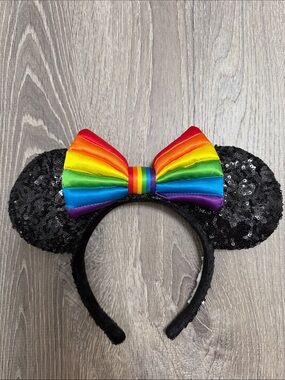 Disney Sequin Black Minnie Ears Headband with Rainbow Bow
